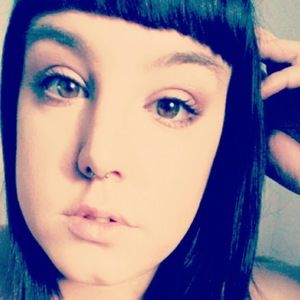 Meet your Posher, Carissa